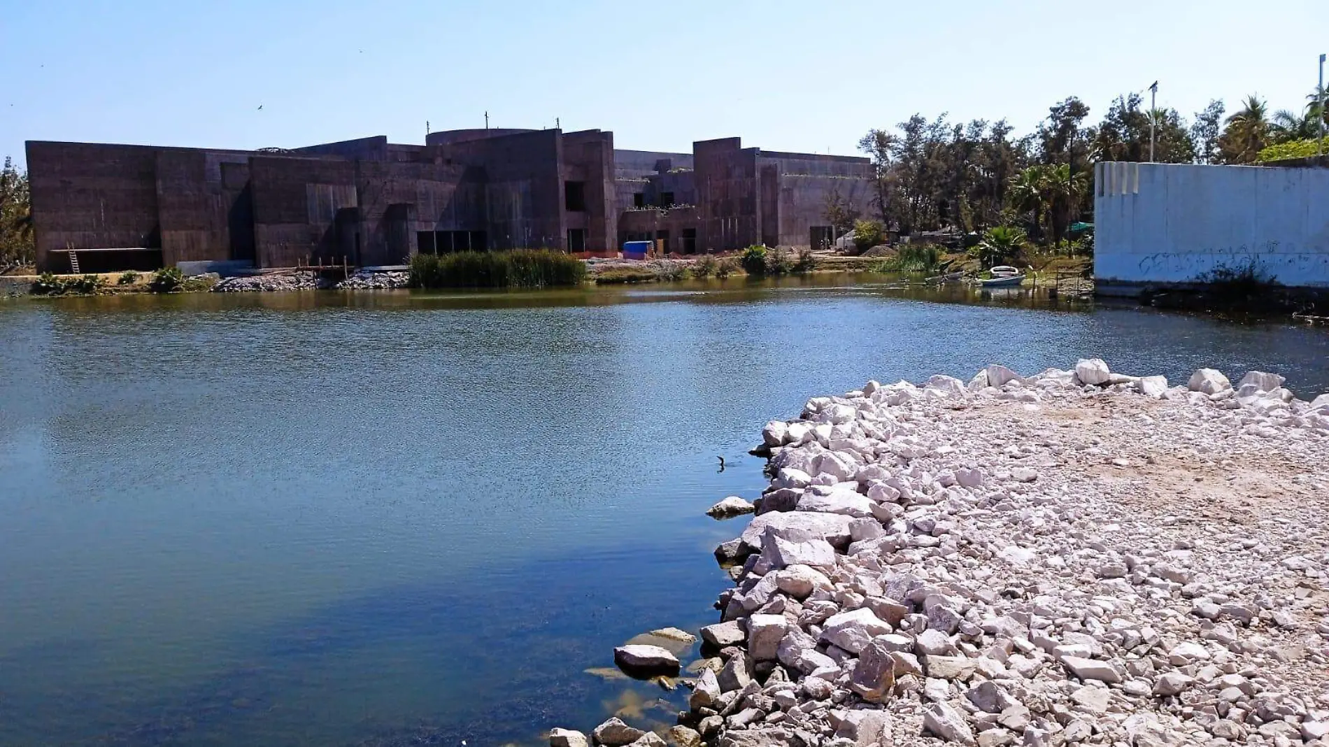 Laguna del Camarón